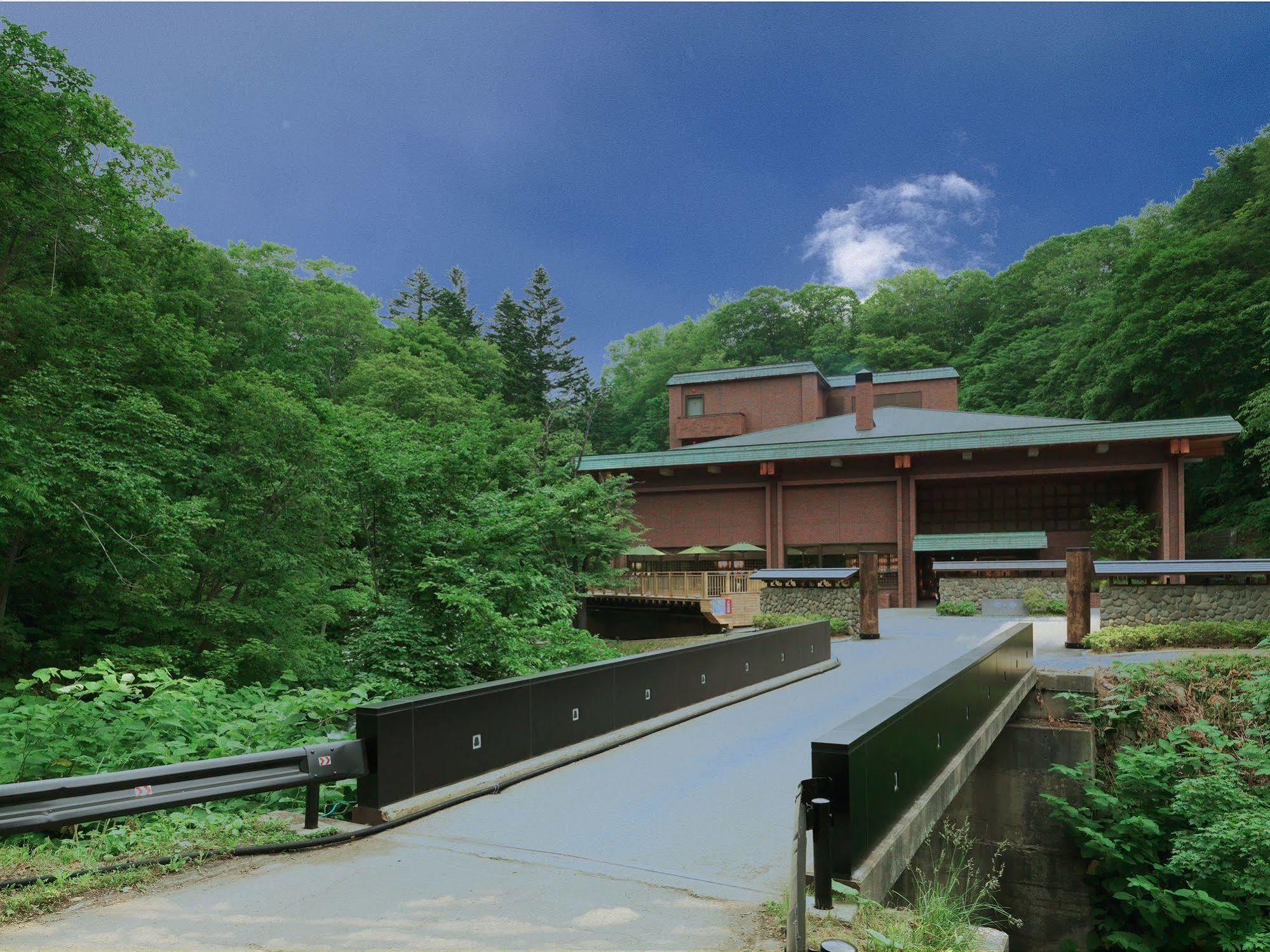 Niseko Konbu Onsen Tsuruga Moku-No-Sho Hotel Exterior photo